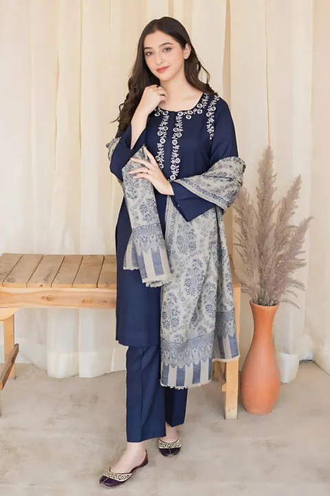 Dhanak%20Winter%20Collection%20-%20Image%205