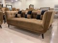 poshish sofa Cuomized. 