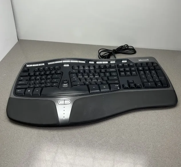 Branded%20Ergonomic%20Multimedia%20Keyboard%20v4000%20-%20Image%205
