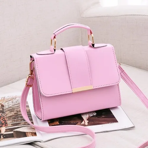 Chic%20Square%20Crossbody%20Bag%20for%20Women%20-%20Casual%20Style%20Nylon%20Shoulder%20Bag%20with%20Adjustable%20Strap%20-%20Image%204