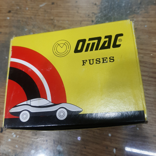 Fuse%2010%20Amp%20100pcs%20pack,%20Fast-Blow%20Fuse%2010%20Amp%205x20mm%20-%20Image%207