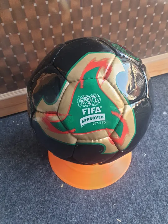 Fevernova%202002%20World%20Cup%20Match%20Ball%20Hand%20Stich%20Size%205%20-%20Image%203
