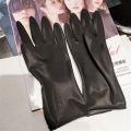 Hairdressing professional ironing and dyeing thickened leather gloves barber shop hair stylist special black latex wear-resistant ironing and dyeing baked oil hair. 