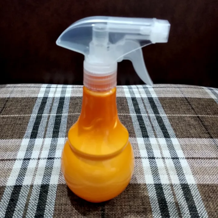 High%20Quality%20Imported%20%20Plastic%20water%20Spray%20Shower%20bottle%20%20450%20ml%20-%20Image%202