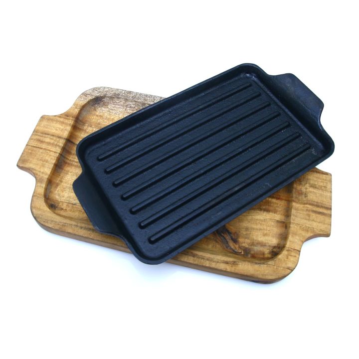 Cast%20Iron%20Sizzler%2010"%20Grill%20,%20Krucible%20Kitchen,%20Non%20Stick%20Sizzling%20Plates,%20,%20Sizzler%20plate%20with%20Wooden%20Base%20-%20Image%204