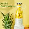 Portable and Electric Blender Bottle Juicer for Shakes and Smoothies, Mini Juicer. 