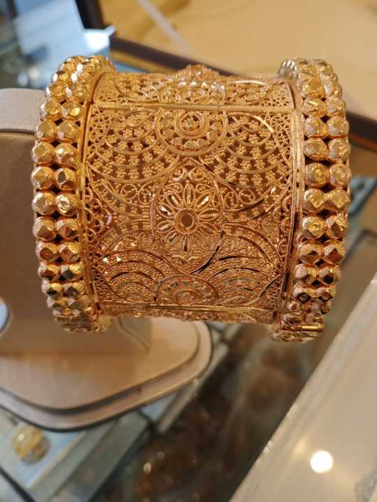 Gold%20Polish%20Peshawar%20i%20Single%20Piece%20Kangan%20-%20Image%202