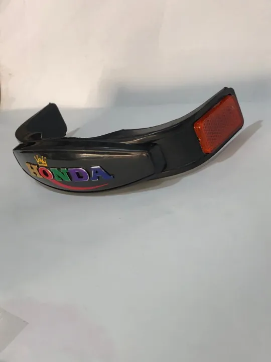 Honda%20Front%20Monogram%20Fancy%20Monogram%20Crown%20On%20Top%20Honda%20Fancy%20Monogram%20For%20CD70%20and%20CG125%20-%20Image%202