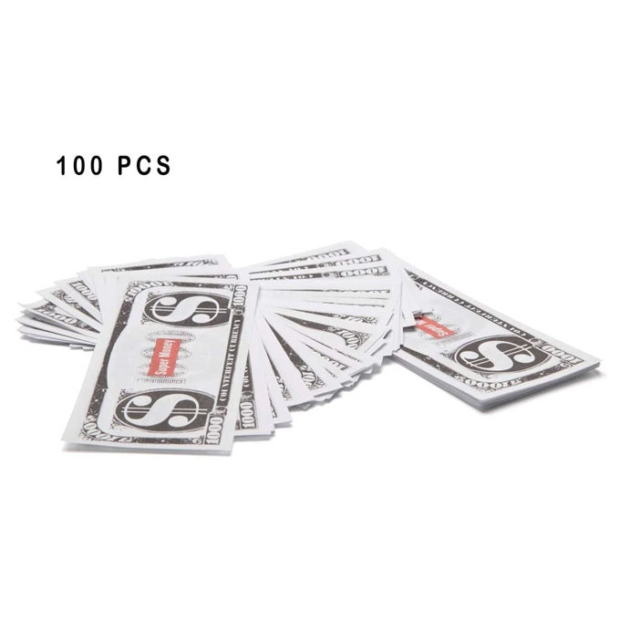 Money%20Blaster%20Spray%20Toy%20%E2%80%93%20Fake%20paper%20rain%20gun%20toy%20that%20holds%20100%20bills%20-%20Image%203
