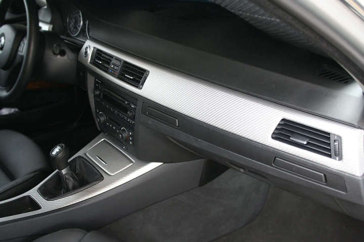 Silver%20Carbon%20Fiber%203D%20Vinyl%20for%20Cars,%20Bikes,%20Laptop%20and%20Mobiles%2012%20x%2016%20inches%20-%20Image%205