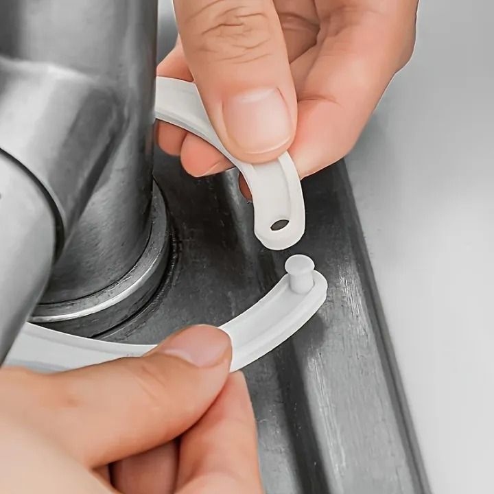 Bathroom%20&%20Kitchen%20Sink%20Organizer%20%E2%80%93%20Silicone%20Drain%20Rack%20for%20Faucet,%20Adjustable%20Soap%20Sponge%20Basket%20Holder%20-%20Image%203