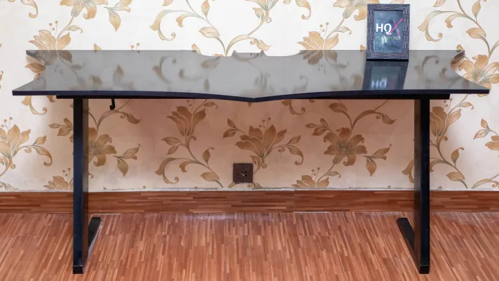 Batman%20Gaming%20Desk%20Ultra%2070%20inches%20wide%20space%20Gaming%20Top%20Batman%20Design%20Gaming%20Play%20station%20Office%20Workstation%20Study%20Table%20-%20Image%207