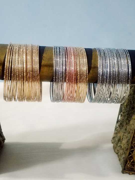 Gold%20&%20Silver%20Color%20Trendy%20Bangles%20Set%20%7C%20Fancy%20Pakistani%20Wedding,%20Mehndi%20&%20Party%20Wear%20Jewelry%20-%20Image%205