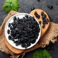 Kali Kish mish / So g hi Dry Black Raisin Black Dra ka Kala Me w a / Me v a Used For Baking Dry Fruits - 500 Gram. 