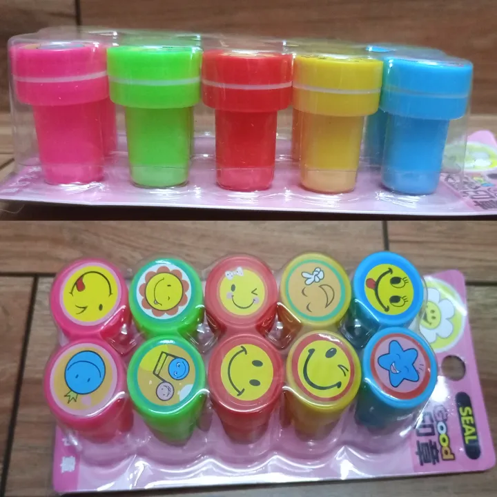 Happy%20Emoji%20Face%20Stamp%20Art%20#%20OFADM-%20SF%20Stamp-0001%20-%20Image%203