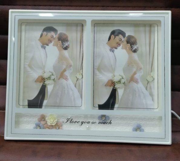 10cm X 15cm Golden LED Love Decoration Bedroom Photo Frame USB With Display Stand