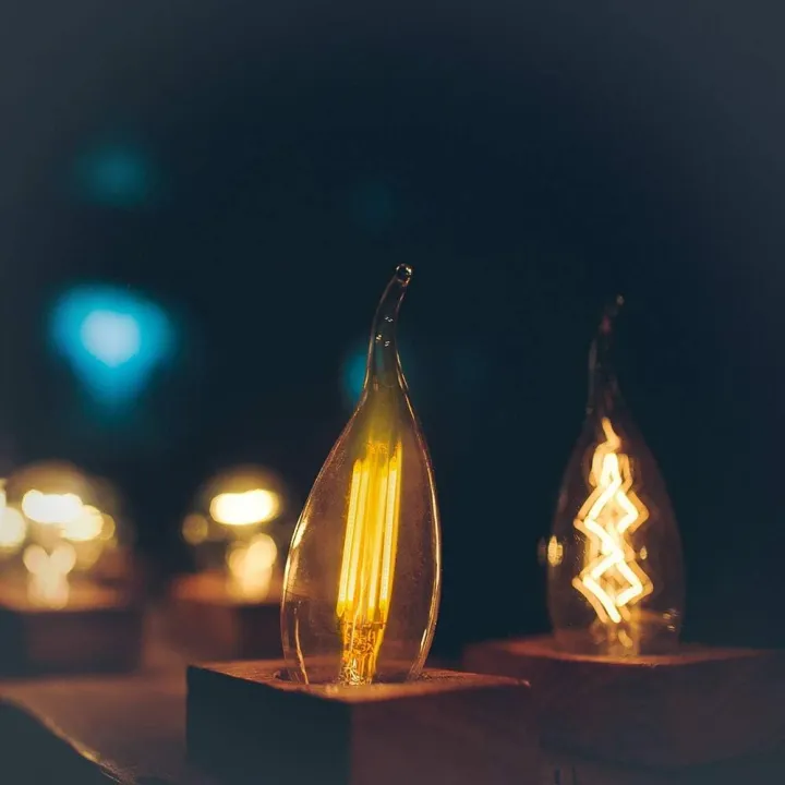 Retro%20LED%20Light%20Bulb%20E27%204W%20220V%20Retro%20Lamp%20Vintage%20Candle%20Light%20Globe%20Ball%20Led%20Filament%20Bulb%20LED%20Edison%20Bulb%20High%20Transmittance%20for%20Lamps,%20Chandelier%20etc%20-%20Image%203