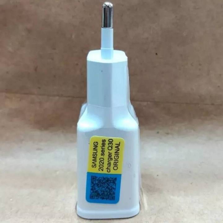 SAMSUNG%202021%20Series%20Charger%20Q30%20Original%20-%20Sumsung%20Travel%20Adapter%20-%20Supports%20all%20Samsung%20SmartPhones%20-%20White%20-%20Image%204