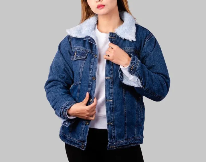 Stylish%20Denim%20Fur%20Jacket%20for%20Girls%20&%20Women%20%E2%80%93%20Winter%20Warm%20Jeans%20Jacket%20with%20Faux%20Fur%20Collar%20jacket%20-%20Image%204