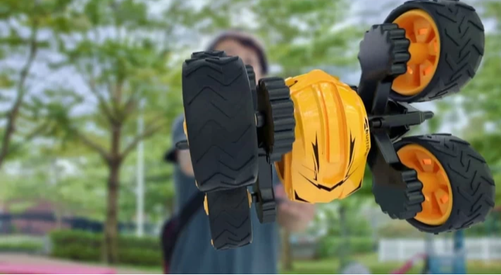 FLEX%20STUNT%206%20WHEELER%20CHARGABLE%20REMOTE%20CONTROL%20CAR%20-%20Image%207