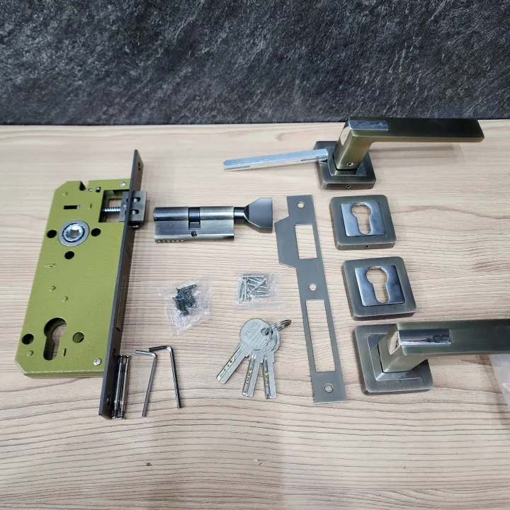 Door%20Lock%20with%20Large%20Machine%20%7C%20Durable%20%7C%20High%20Quality%20%7C%20Long%20Lasting%20-%20Image%206