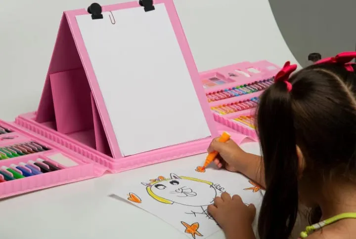 BEAUTIFUL%20COLOURS%20KIT%20208PCS%20STATIONERY%20SET%20FOR%20KIDS/%20STATIONERY%20FOR%20KIDS%20-%20Image%206