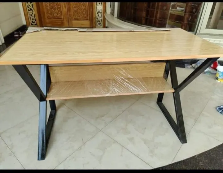 Top%20Quality%20Computer%20Desk%7C%20Study%20table%7C%20Home%20Office%20Furniture%7CGaming%20Desk%20with%2038%20/25mm%20Strong%20Metal%20Wood%20Structure%20-%20Image%204