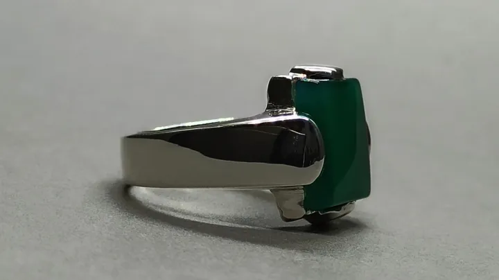 Natural%20Mens%20Green%20Aqeeq%20Ring%20Sterling%20Silver%20925%20Green%20Onyx%20Ring%20Women%20Green%20Agate%20Ring%20Handmade%20Green%20Carnelian%20Ring%20Real%20Green%20Akik%20Ring%20Original%20Gemstone%20Ring%20For%20Men%20-%20Image%209