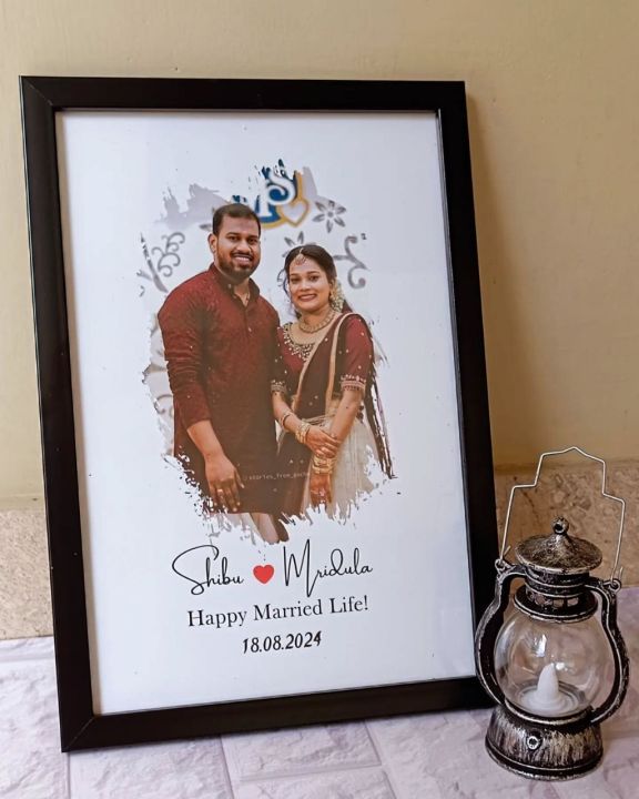 Customized Photo Frame With Photo Print Digital High Quality Resolution HD Print Lamination Fix Frame - Digital Frame