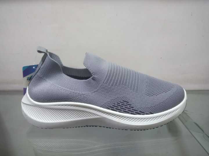 High%20Quality%20Shoes%20Skechers%20-%20Soft%20-%20Light%20Weight%20-%20Sports%20-%20Running%202024%20-%20Image%202