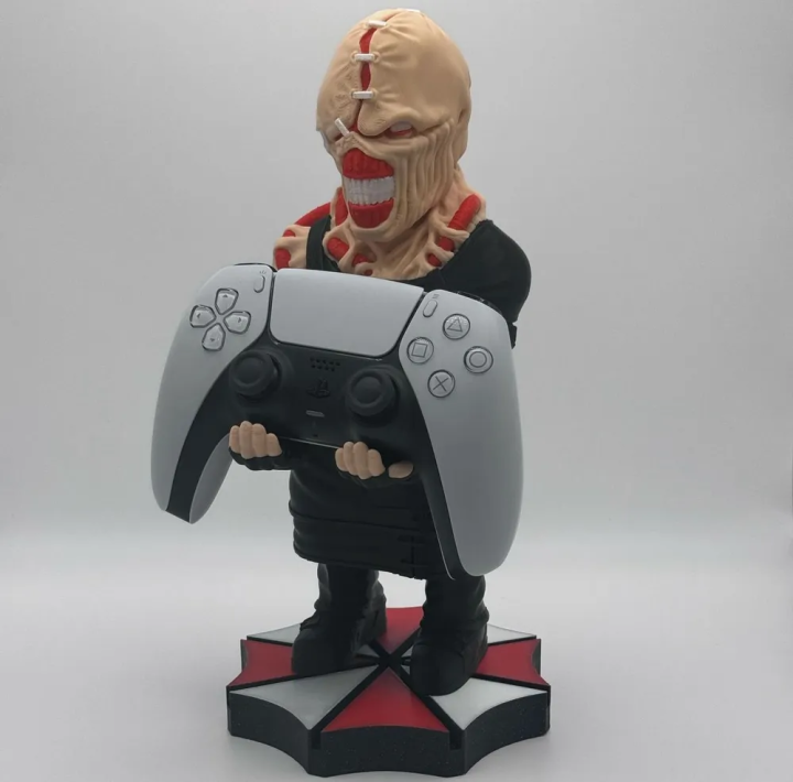 Resident Evil Nemesis Controller Holder – Terrifyingly Cool Stand for Gamers & Collectors