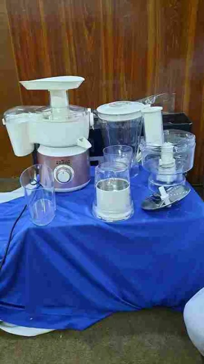 Philips%20Food%20Factory/Food%20processor%20Unbreakable%20Jug%20-%20Juicer/Blender%20-%20Grinder%20Meat%20Chopper%20-%20Multi%20Pro,%20Prfessional%20Kitchen%20Chef%20All%20in%201%20-%20Image%209