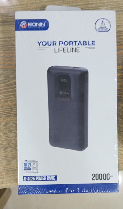 Ronin%20R-4025%20Power%20Bank%2020000%20mAh%20-%20Image%203