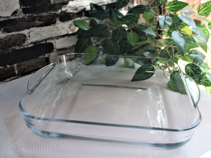 Toronto Large Square Baking Dish Clear Glass Serving Bowl Soup Bowl Pizza Baking Dish 12.5 Inches