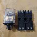 relay 8 pin YSMR07-2P (Branded /Used) with Base. 