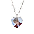 Cross-border jewelry Korean boy group stray kids heart shaped time gem peach heart pendant stray boy necklace. 