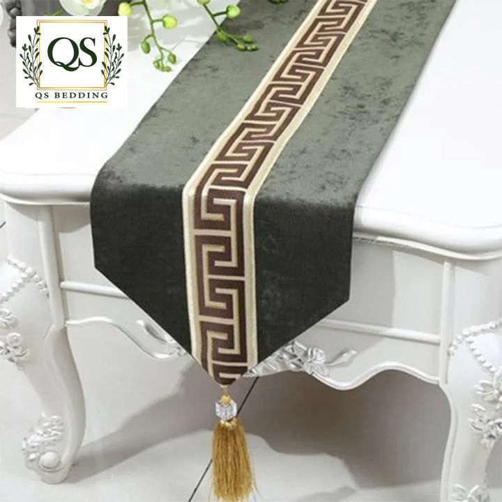 QS%20Luxury%20Table%20Runner%20with%20Tassels%20for%20Dining%20Table%20most%20attractive%20Velvet%20Table%20Runners%20Table%20decor%20%20for%20Dining%20%C2%A0Centre%20Table%2071%20Inch%20QS%20Bedding%20-%20Image%202