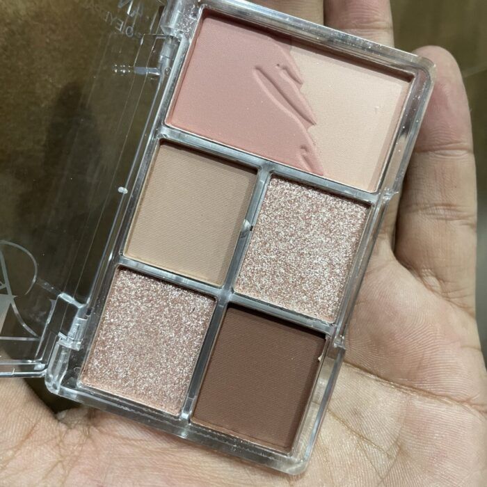 Fanty%20Chic%20Pro%20Eye%20Palette%20Mini%20-%20Image%203