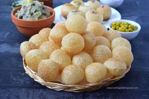 Pack%20of%202%20Crispy%20Gol%20Gappay%20with%20free%20Chatpatta%20Spicy%20Pani%20masala%20&%20Pani%20puri,%20Ready%20To%20Fry%20pani%20puris,%20single%20box%20have%20almost%2040%20-%20Image%202