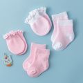 I LOVE DADDY&MUMMY-4Pairs/Lot Lace Ruffles Baby Socks Gloves Set Breathable Cotton Infant Socks Anti Scratch Newborn Protection Face Mittens Socks. 
