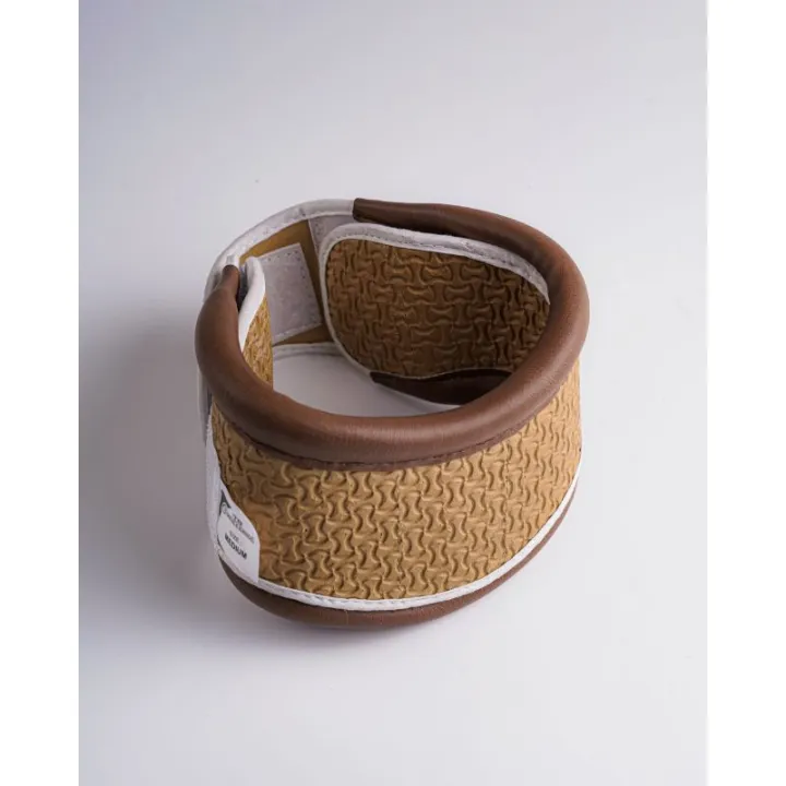 ECONOMY%20CERVICAL%20COLLAR%20HARD%20TWO%20PIECE%20MADE%20OF%20EVA%20SHEET%20(TS%20ORTHO%20&%20SURGICAL)%20-%20Image%205