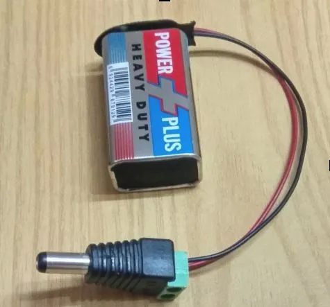 Arduino%20portable%20power%20supply%209V%20battery%20clip%20and%20dc%20jack%20-%20Image%202