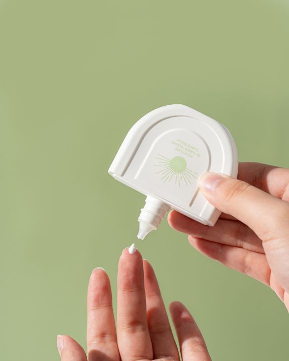 ESTELIN%20%20MOISTURE%20BARRIER%20SUNSCREEN%20%20SPF%2050%2050ML-ES0295.%20-%20Image%203