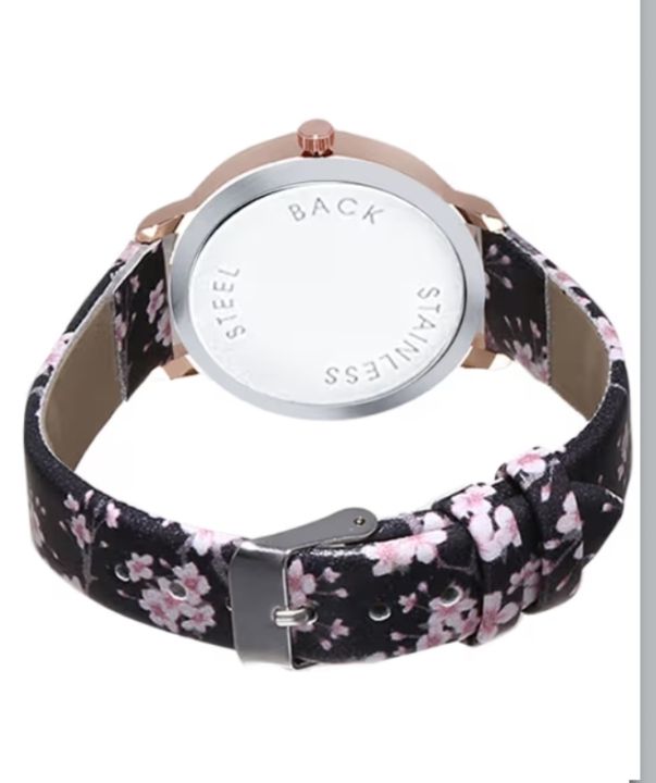 Watch%20for%20girls%7Cwoman%7Cladies%7Cgift%7CBlack%20and%20Gold%20Women's%20Analog%20Wristwatch%20with%20Crystal%20Detailing%20-%20Image%203