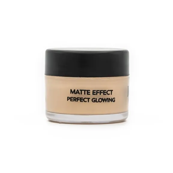 Matte%20Mousse%20Foundation%20-%20Image%205