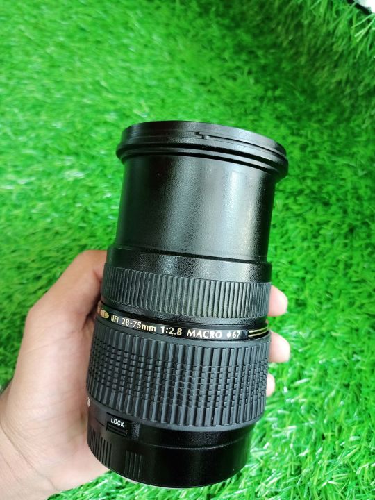 Tamron 28-75mm f/2.8 Macro LD IF AF Aspherical XR Di Lens