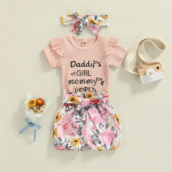 Infant%20Baby%20Girl%203%20Pcs%20Outfit%20Sets,%20Letter%20Printed%20Ruffle%20Trim%20Short%20Sleeve%20Romper%20+%20Floral%20Print%20Shorts%20+%20Headband%20-%20Image%204