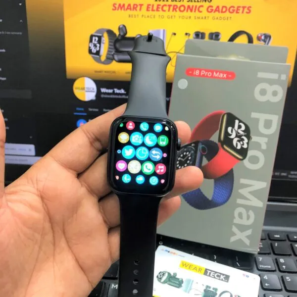 I8%20Pro%20Max%20Smart%20Watch%20-%20Image%204