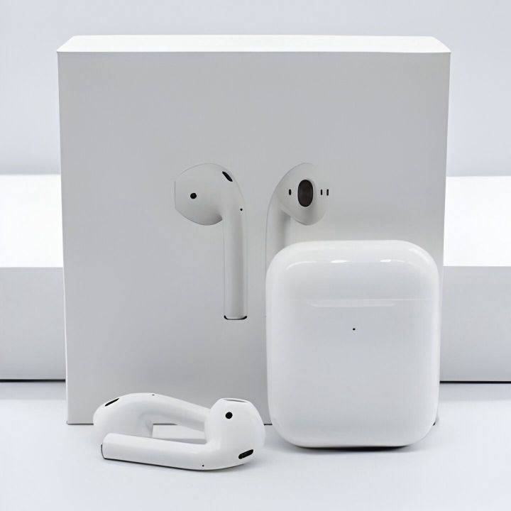 Apple AirPods with Charging Case White (Includes Original Box