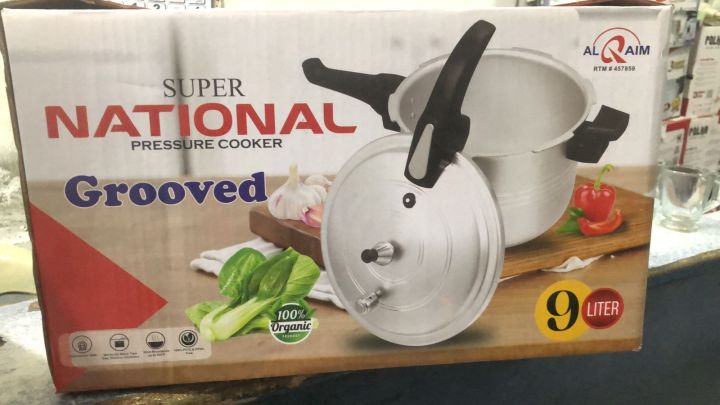 Pressure%20Cooker%20premium%20quality%20and%20heavy%20weight%20most%20demanding%20-%20Image%203